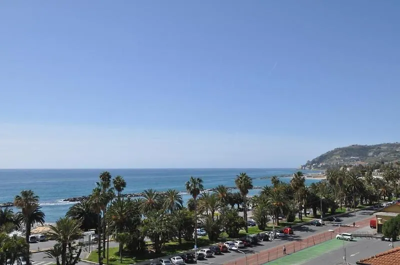 Hotel Sole Mare Sanremo 3*,